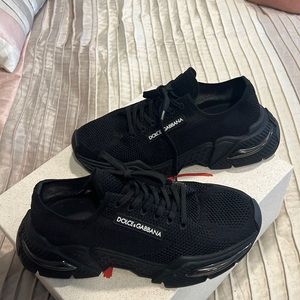 Practly brand new dolce and gabbana all black sneakers